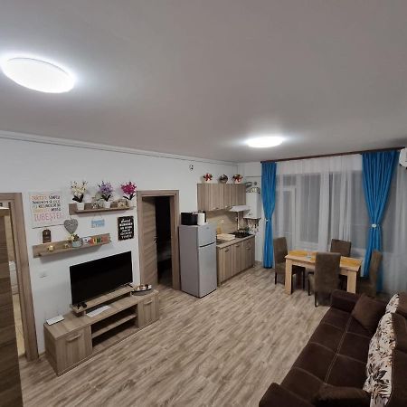 Summerland Apartment M&A Mamaia Dış mekan fotoğraf
